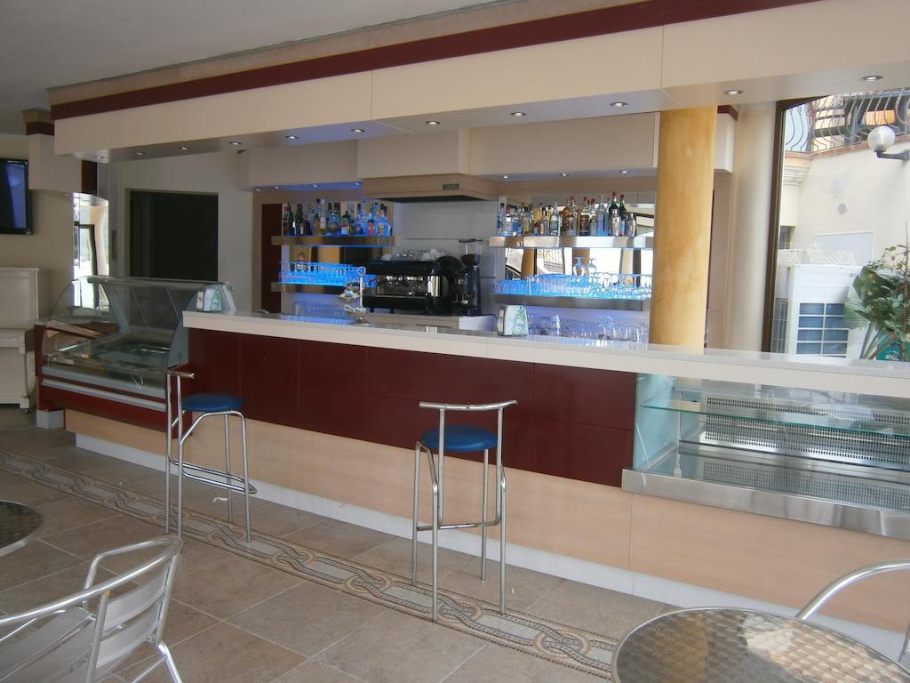 Hotel Solanas 3*